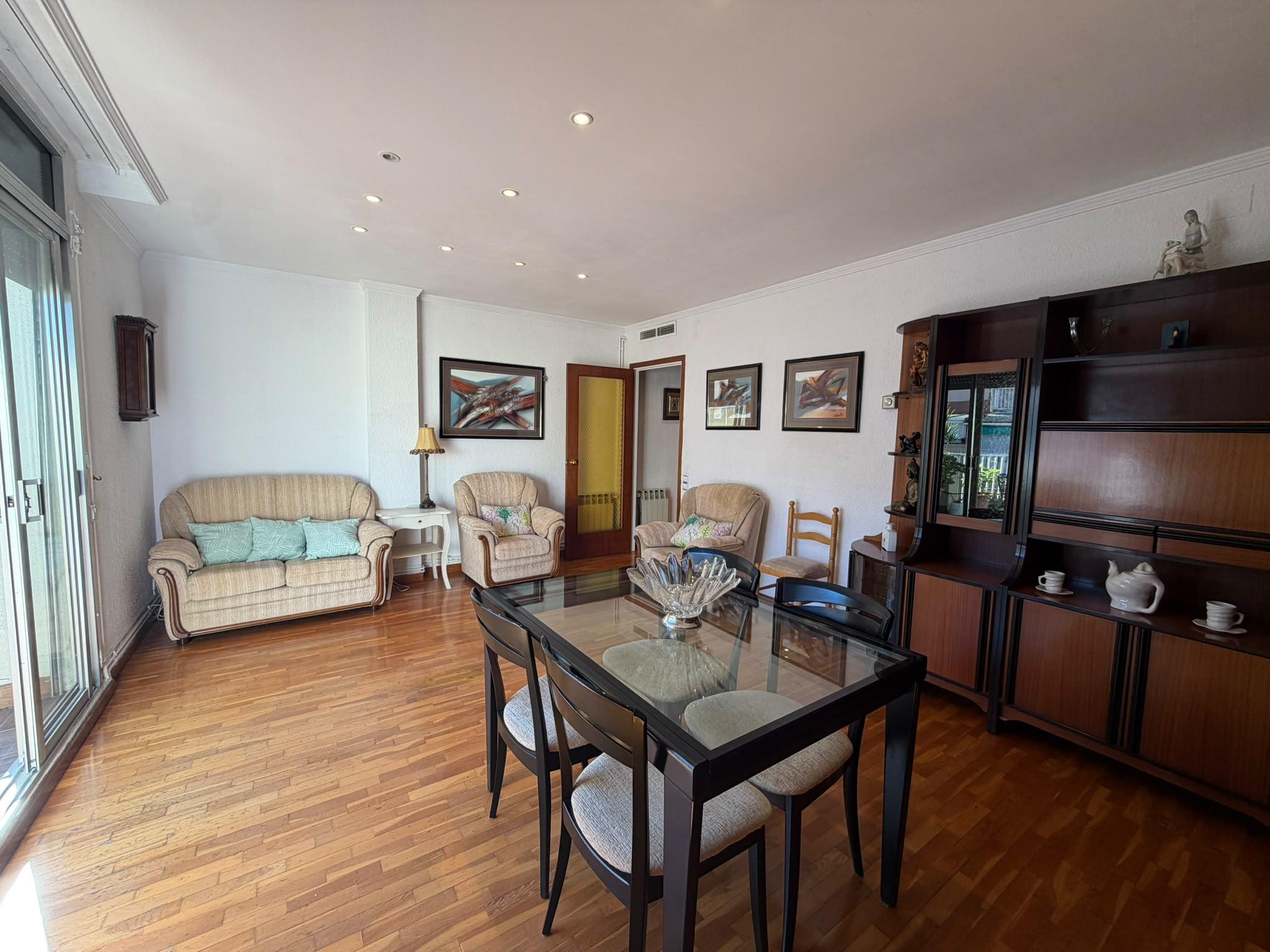 Imagen 17 Ático en venta en Hospitalet De Llobregat L´ / Junto a al estación de metro de Santa Eulalia