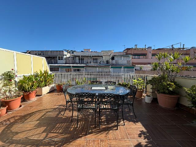 Imagen 33 Inmueble 306562 - Ático en venta en Hospitalet De Llobregat (L´) / Junto a al estación de metro de Santa Eulalia