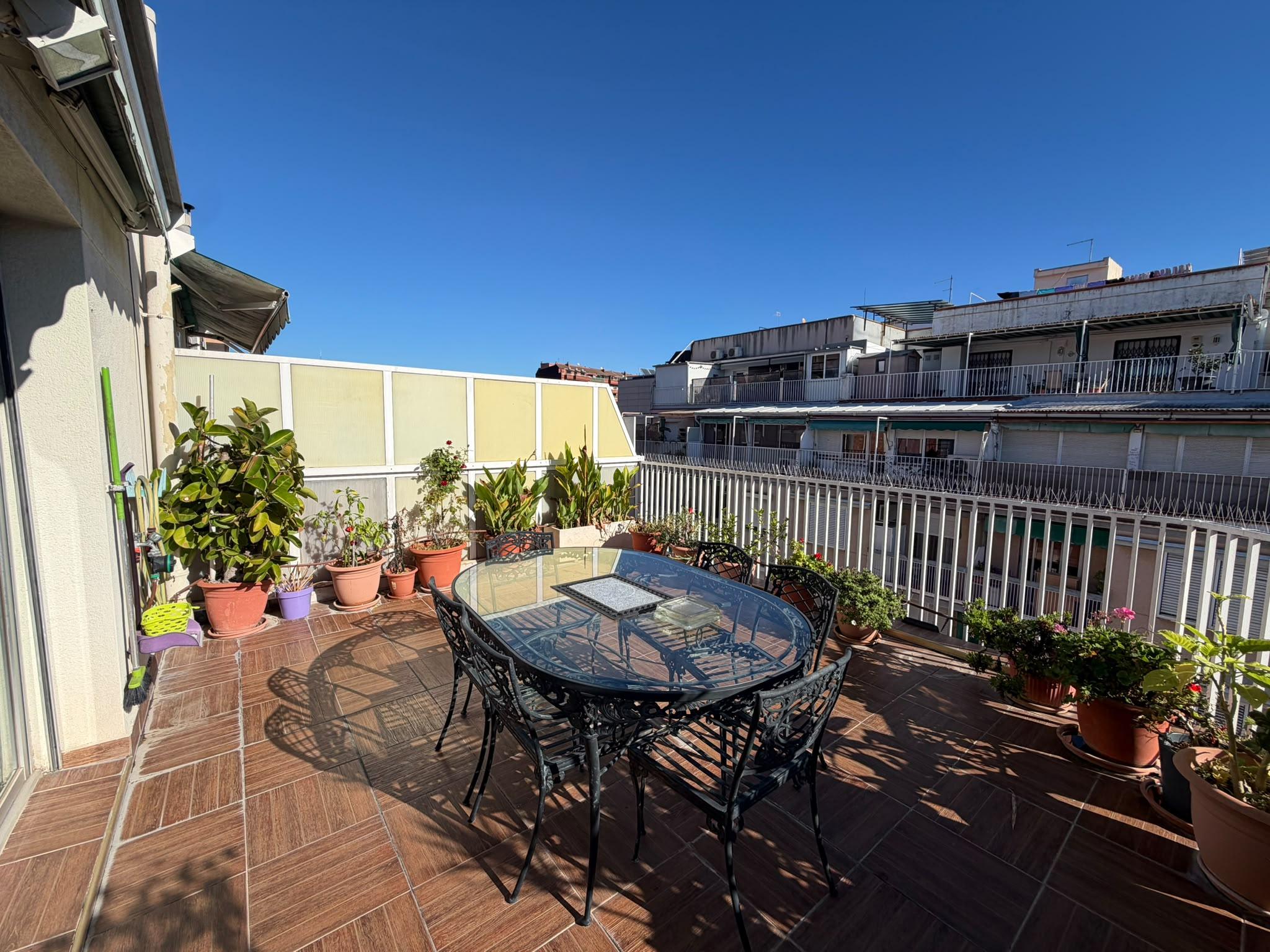 Imagen 32 Ático en venta en Hospitalet De Llobregat L´ / Junto a al estación de metro de Santa Eulalia