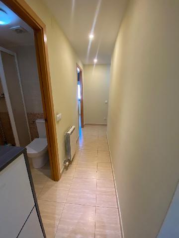 Imagen 9 Inmueble 243356 - Piso en venta en Girona / Pis semi-nou de 102m2 al costat del Col·legi Marta Mata