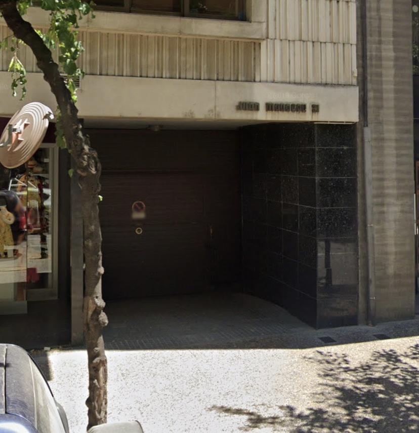 Imagen 3 Parking Coche en alquiler en Girona / Parking per a cotxe gran al carrer de Joan Maragall