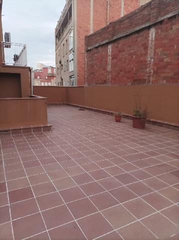 Imagen 2 Inmueble 268223 - Piso en alquiler en Girona / Pis de 97m2 amb terrassa a Plaça 1 d´Octubre
