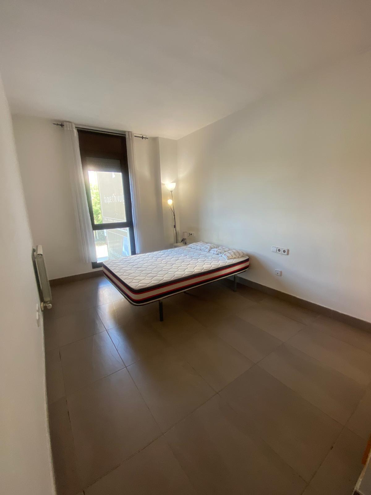 Imagen 12 Piso en venta en Girona / Fantasic pis seminou de 96m2 al costat del Corte Inglés