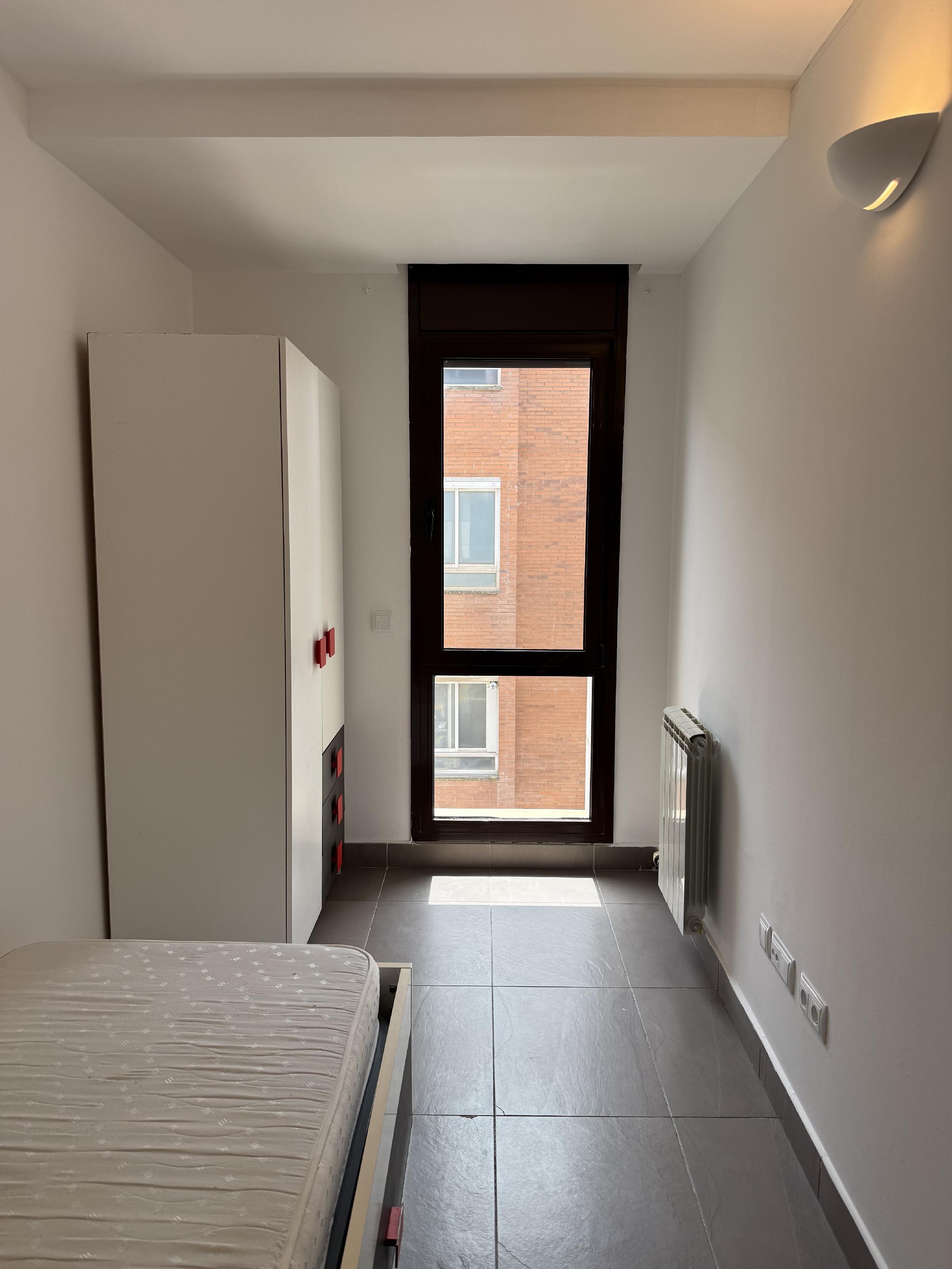 Imagen 24 Piso en alquiler en Girona / Pis de 92m2  al costat del Corte Inglés - Girona