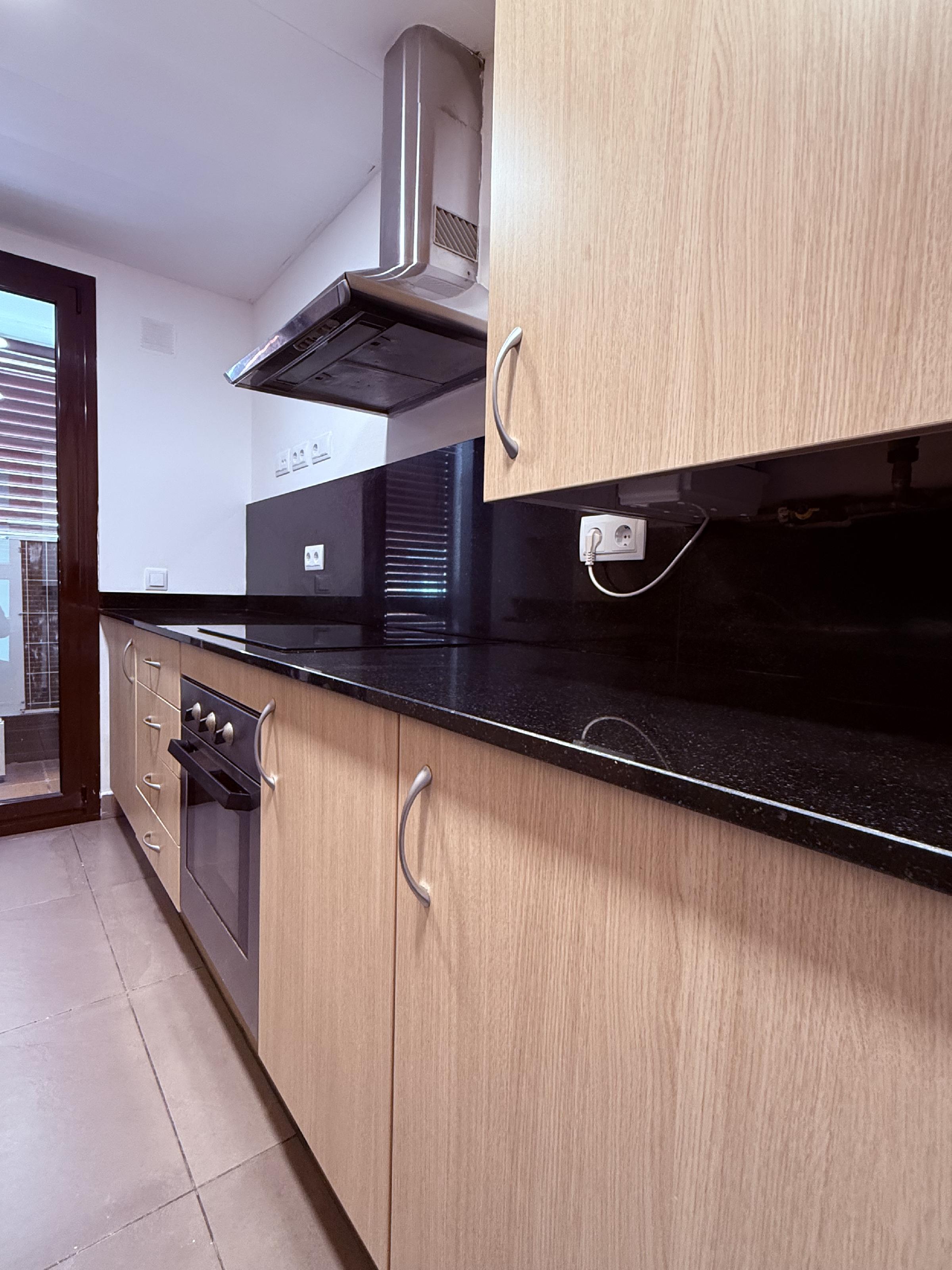 Imagen 10 Piso en alquiler en Girona / Pis de 92m2  al costat del Corte Inglés - Girona