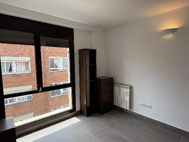 Imagen 14 Inmueble 283489 - Piso en alquiler en Girona / Pis de 92m2  al costat del Corte Inglés - Girona