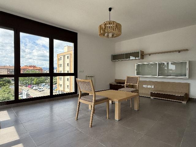 Imagen 3 Inmueble 283489 - Piso en alquiler en Girona / Pis de 92m2  al costat del Corte Inglés - Girona