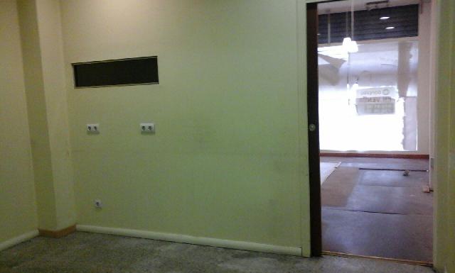 Imagen 4 Inmueble 292657 - Local Comercial en alquiler en Girona / Local comercial a l´Eixample de 54 m², molt centric.