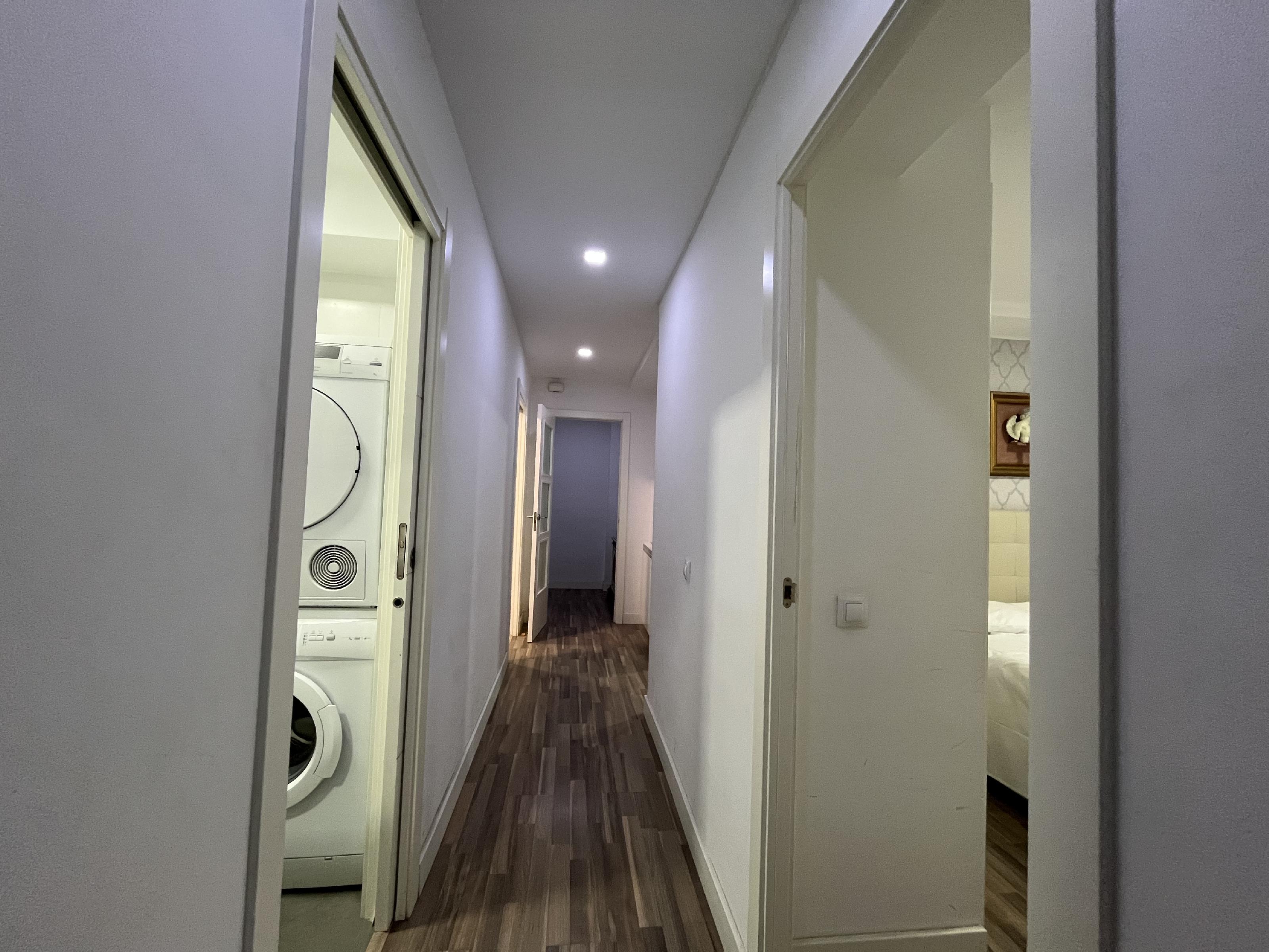 Imagen 19 Piso en venta en Girona / Pis de 90 m2 a la Plaça del Lleò. Llicencia Turistica. 