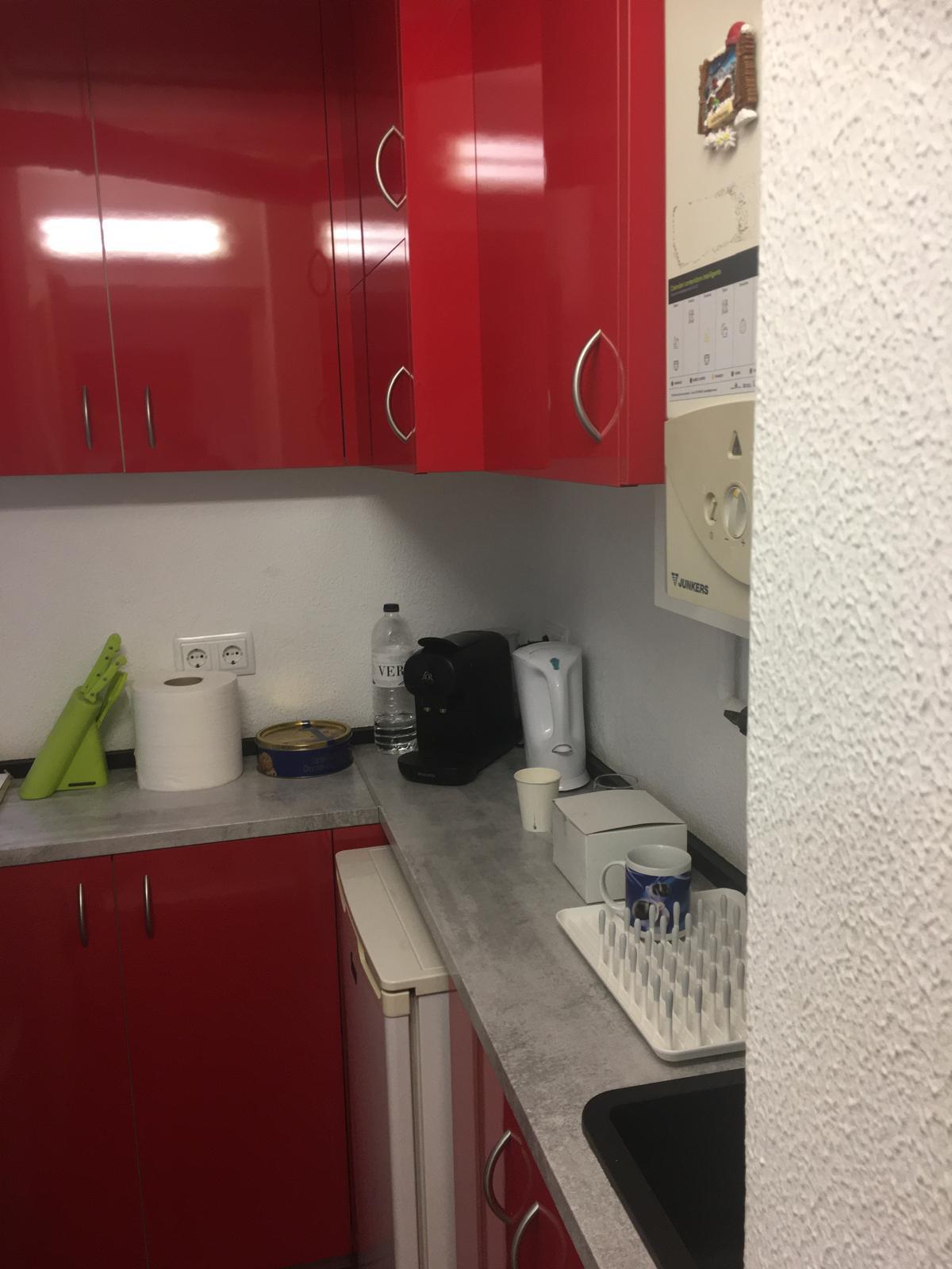 Imagen 17 Oficina Comercial en alquiler en Girona / Despatx de 112m2 al costat del Col.legi Mas Mitjà Imagen 17 Oficina Comercial en alquiler en Girona / Despatx de 112m2 al costat del Col.legi Mas Mitjà