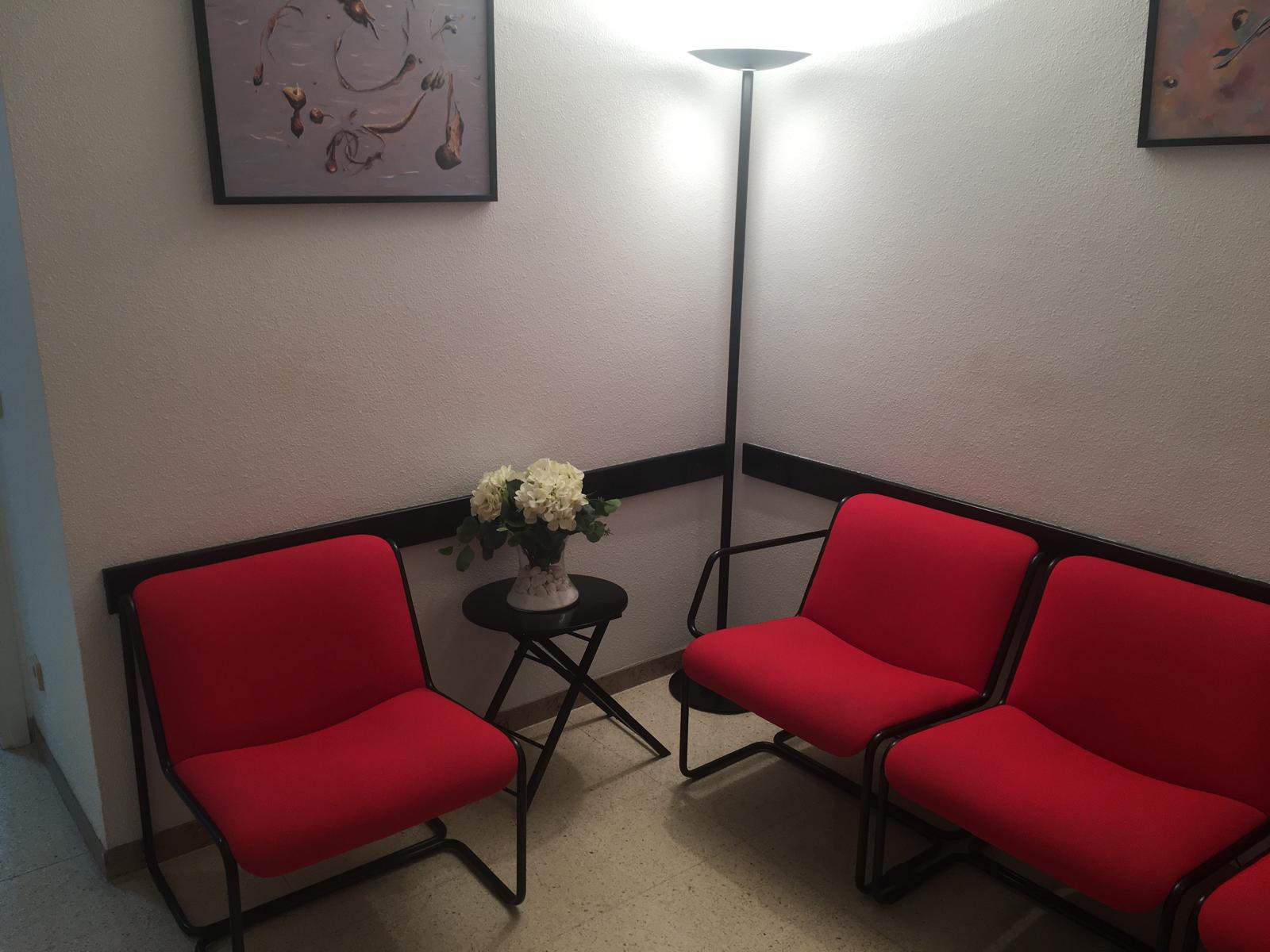 Imagen 9 Oficina Comercial en alquiler en Girona / Despatx de 112m2 al costat del Col.legi Mas Mitjà Imagen 9 Oficina Comercial en alquiler en Girona / Despatx de 112m2 al costat del Col.legi Mas Mitjà