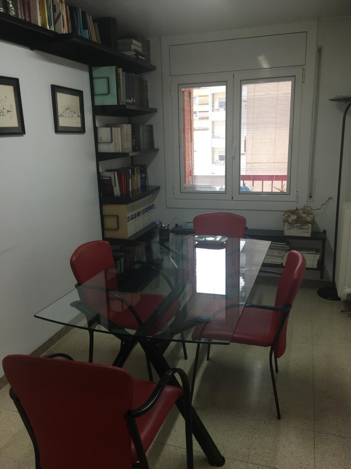 Imagen 12 Oficina Comercial en alquiler en Girona / Despatx de 112m2 al costat del Col.legi Mas Mitjà Imagen 12 Oficina Comercial en alquiler en Girona / Despatx de 112m2 al costat del Col.legi Mas Mitjà