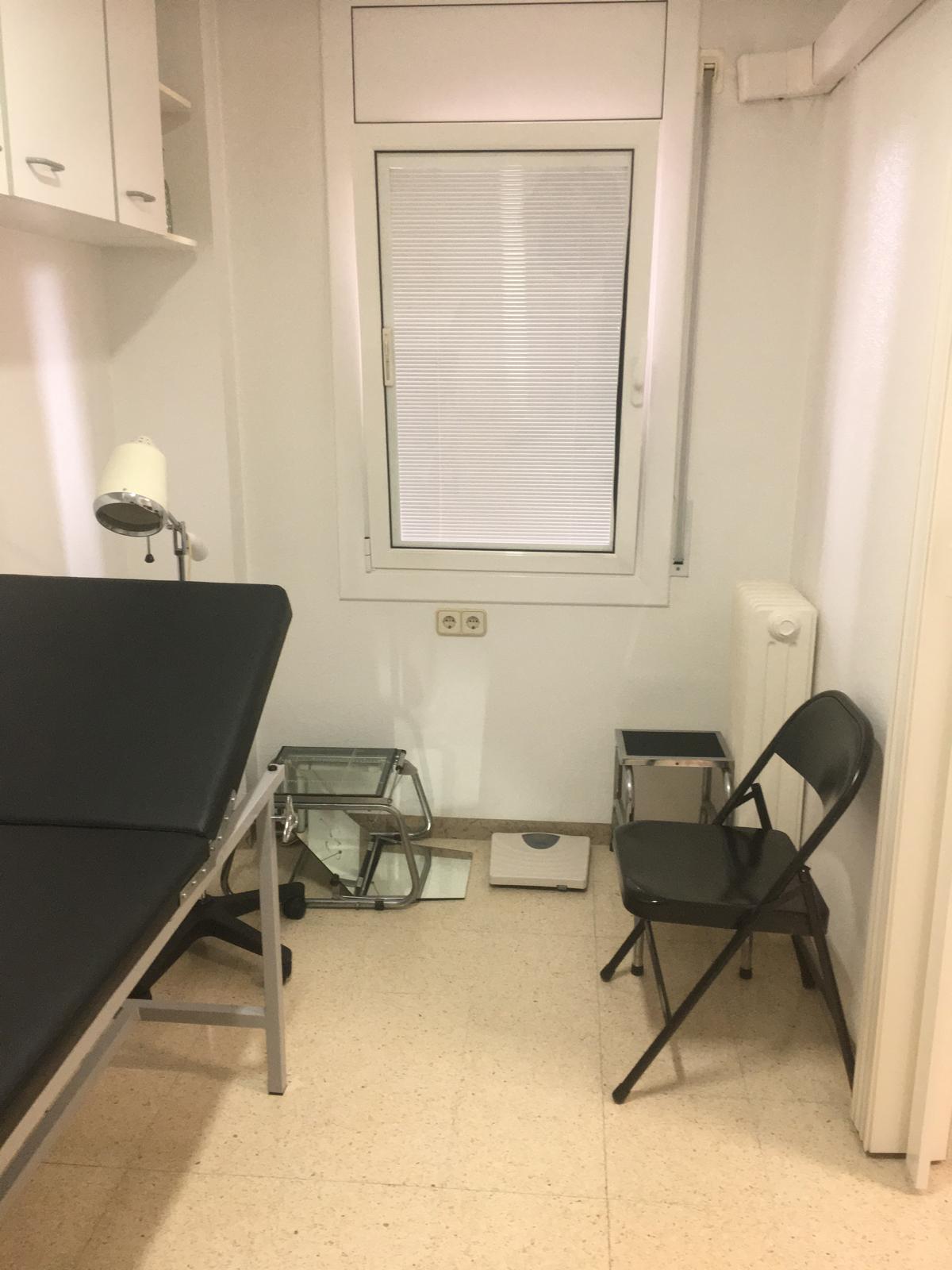 Imagen 5 Oficina Comercial en alquiler en Girona / Despatx de 112m2 al costat del Col.legi Mas Mitjà Imagen 5 Oficina Comercial en alquiler en Girona / Despatx de 112m2 al costat del Col.legi Mas Mitjà