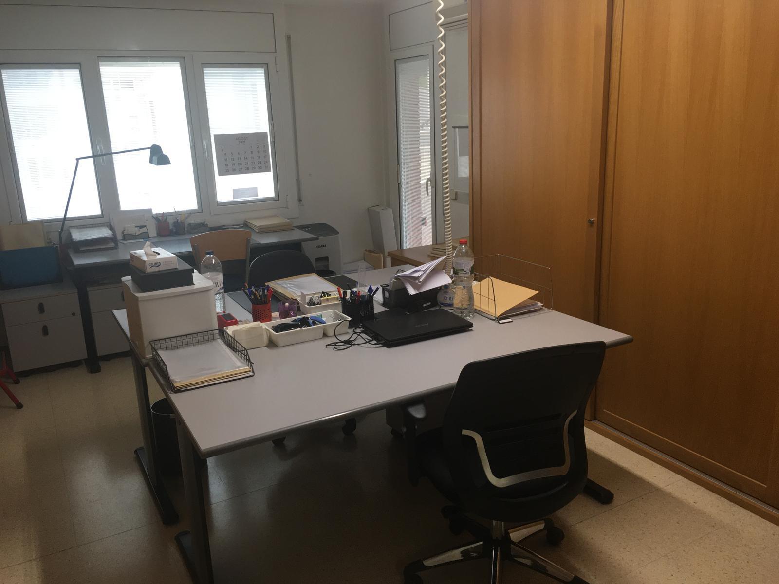 Imagen 10 Oficina Comercial en alquiler en Girona / Despatx de 112m2 al costat del Col.legi Mas Mitjà Imagen 10 Oficina Comercial en alquiler en Girona / Despatx de 112m2 al costat del Col.legi Mas Mitjà