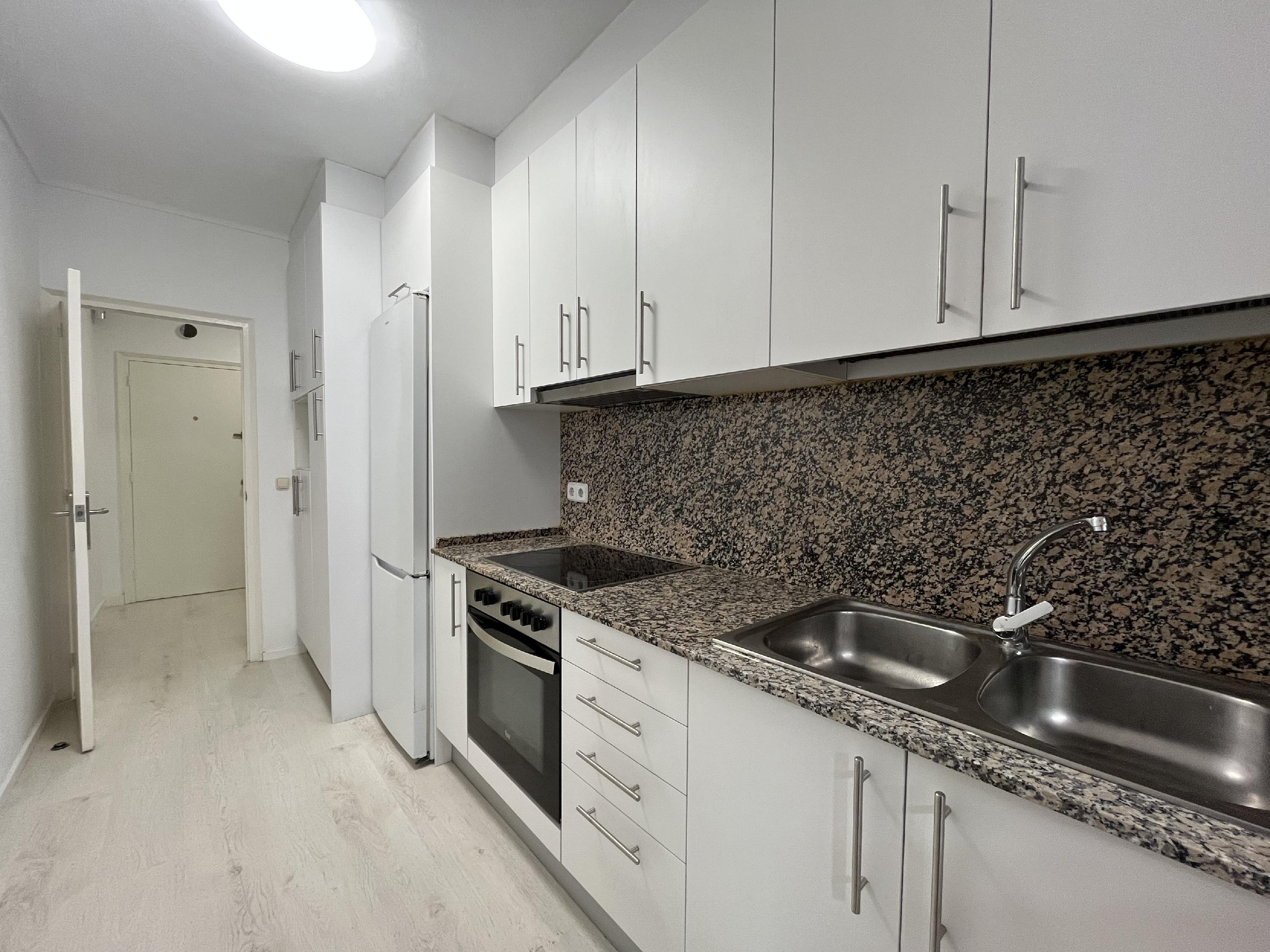 Imagen 8 Piso en venta en Girona / Pis de 105m2 al costat del Masmitjà. Amb parking.