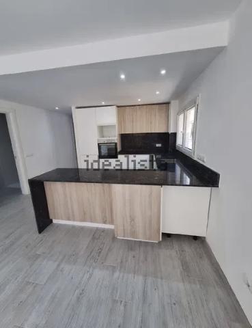 Imagen 3 Inmueble 298980 - Piso en venta en Palamós / Pis reformat de 105 m² al centre de Palamós