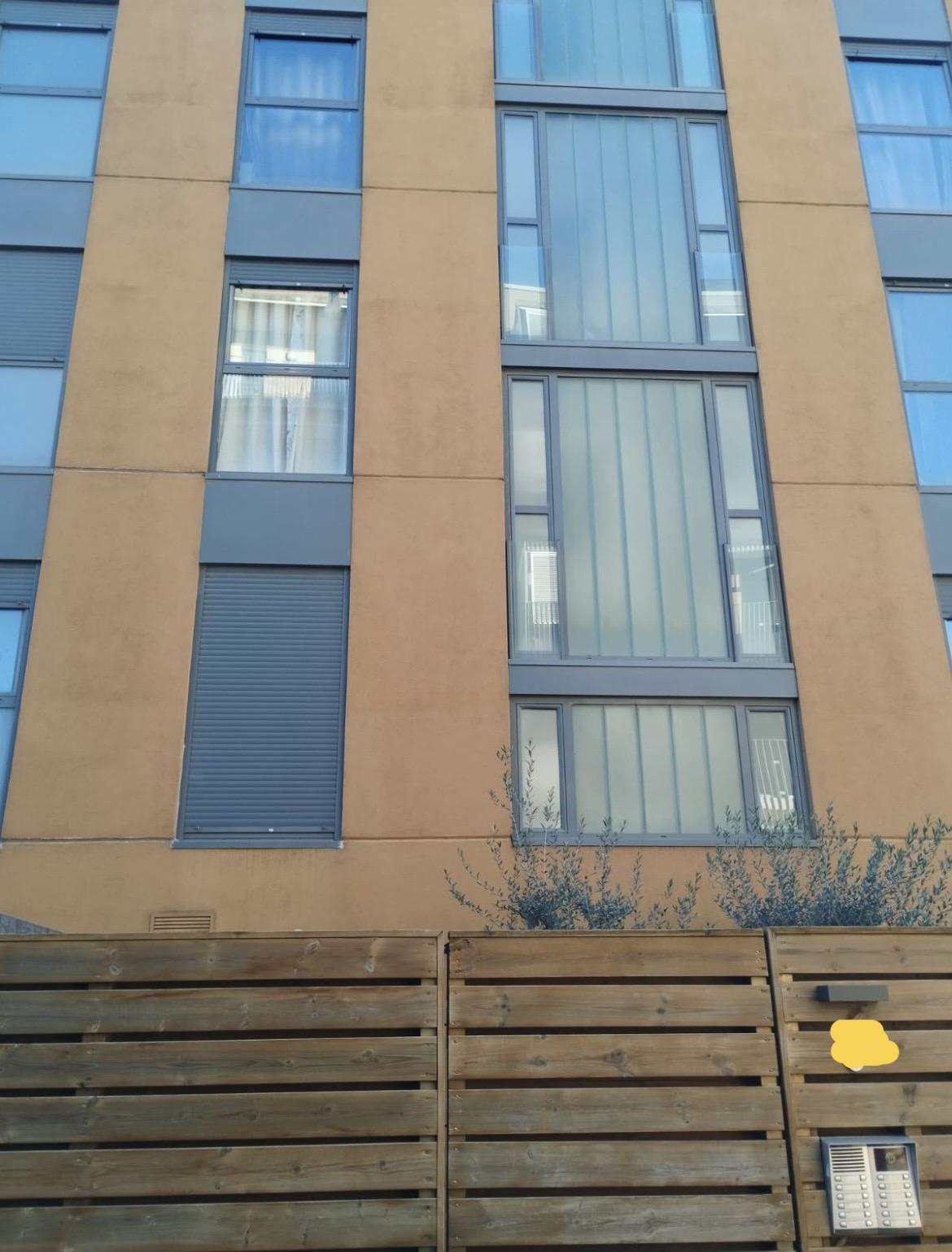 Imagen 6 Piso en venta en Girona / Pis seminou de 72 m² amb ascensor a la zona Els Químics 