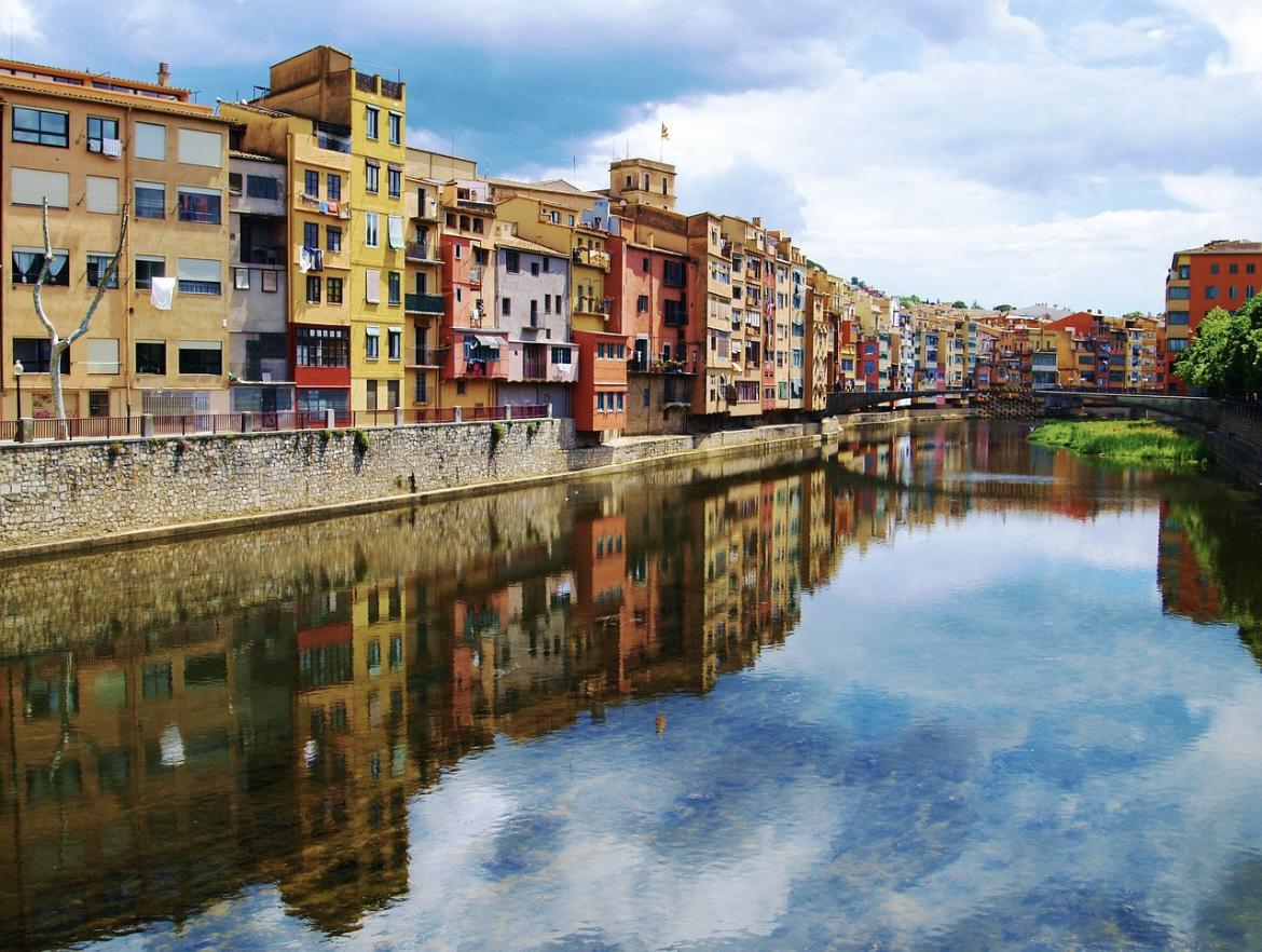 Imagen 2 Piso en venta en Girona / Pis seminou de 72 m² amb ascensor a la zona Els Químics 