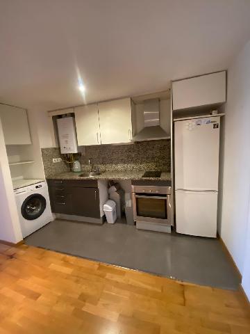 Imagen 8 Inmueble 299526 - Piso en venta en Girona / Pis seminou de 72 m² amb ascensor a la zona Els Químics 