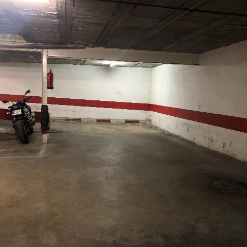 Imagen 4 Inmueble 299606 - Parking Coche en alquiler en Girona / Parking per a cotxe al costat de l´Institut N.Xifre