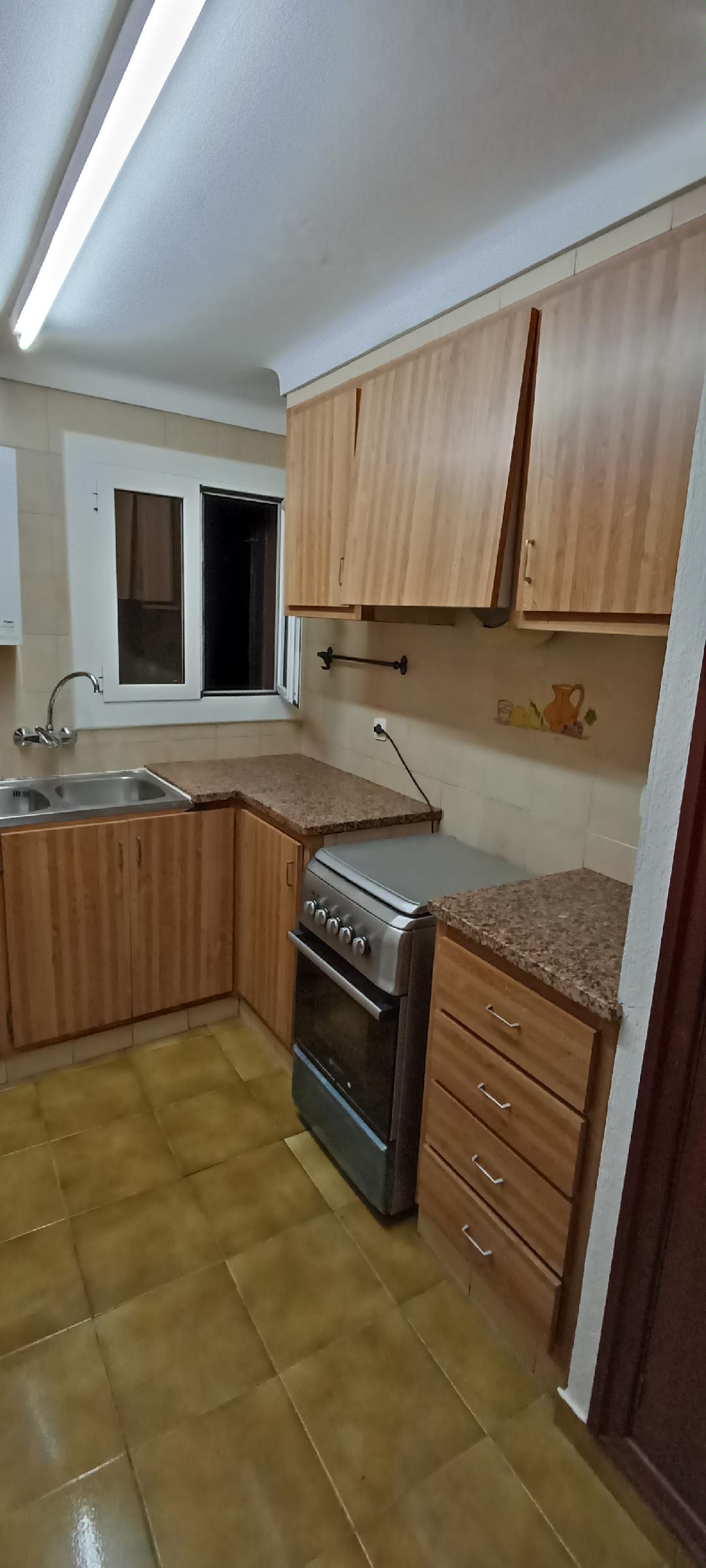 Imagen 6 Piso en alquiler en Girona / Pis amb parking al costat de la Universitat de Girona