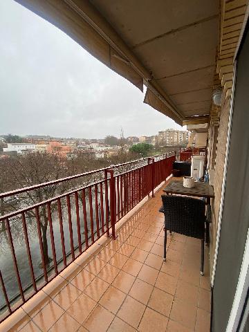 Imagen 4 Inmueble 299940 - Piso en venta en Girona / Fantàstic pis de 96m2 al costat de l´Escola del Pla 