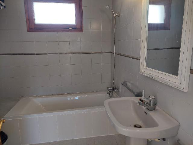 Imagen 9 Inmueble 300047 - Casa Aislada en alquiler en Bisbal D´empordà (La) / Casa independent de 188 m2 a La Bisbal...