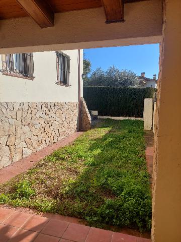 Imagen 2 Inmueble 300059 - Casa Aislada en venta en Bisbal D´empordà (La) / Casa independent de 188 m2 a La Bisbal D´...