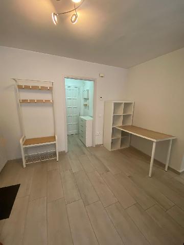 Imagen 2 Inmueble 300120 - Piso en alquiler en Girona / Pis totalment reformat i moblat a la zona de l´Eixample 