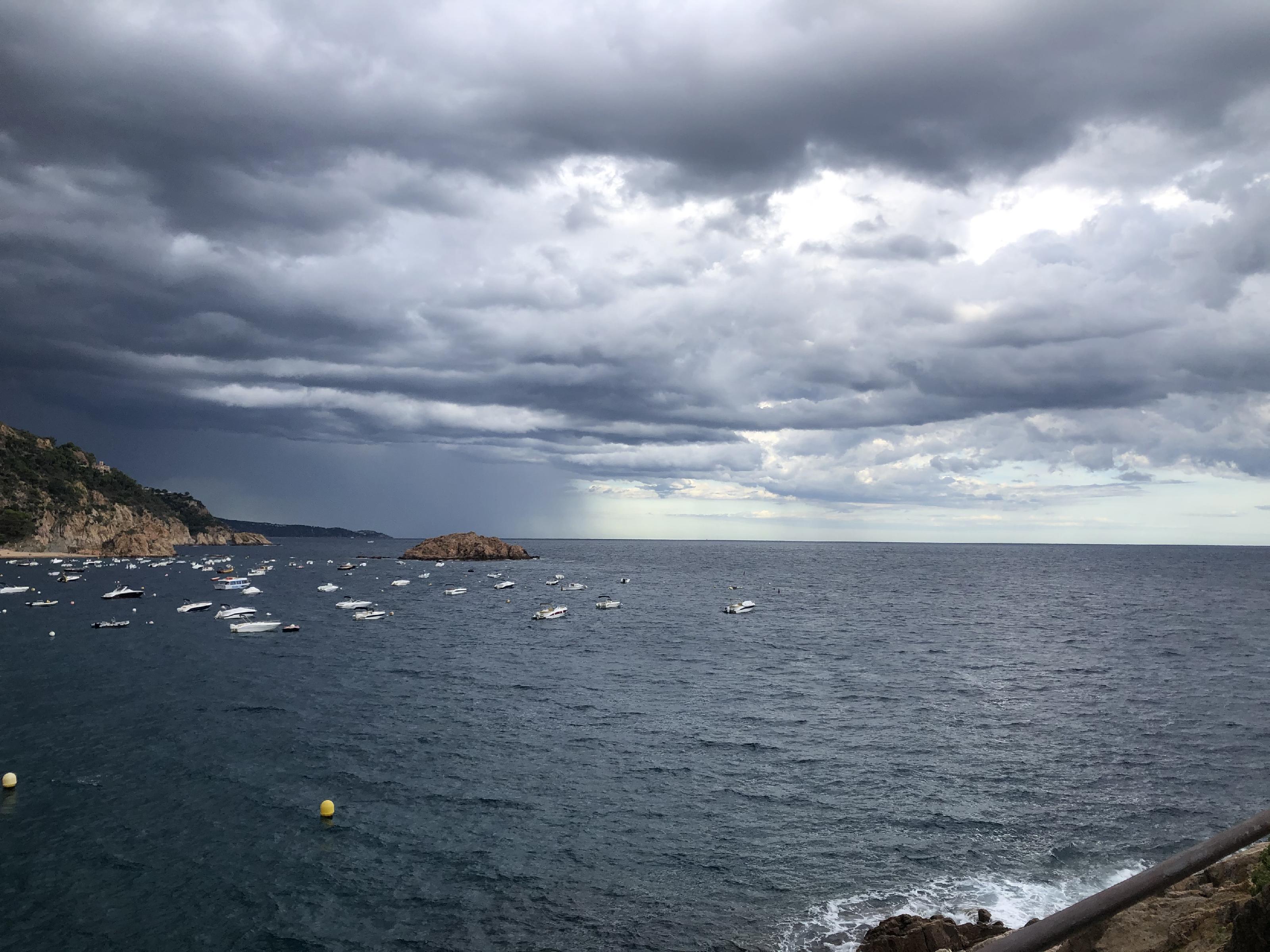 Imagen 3 Apto. Playa en venta en Tossa De Mar / Pis de 40m2 a l´Urb. Santa Mª de Llorell