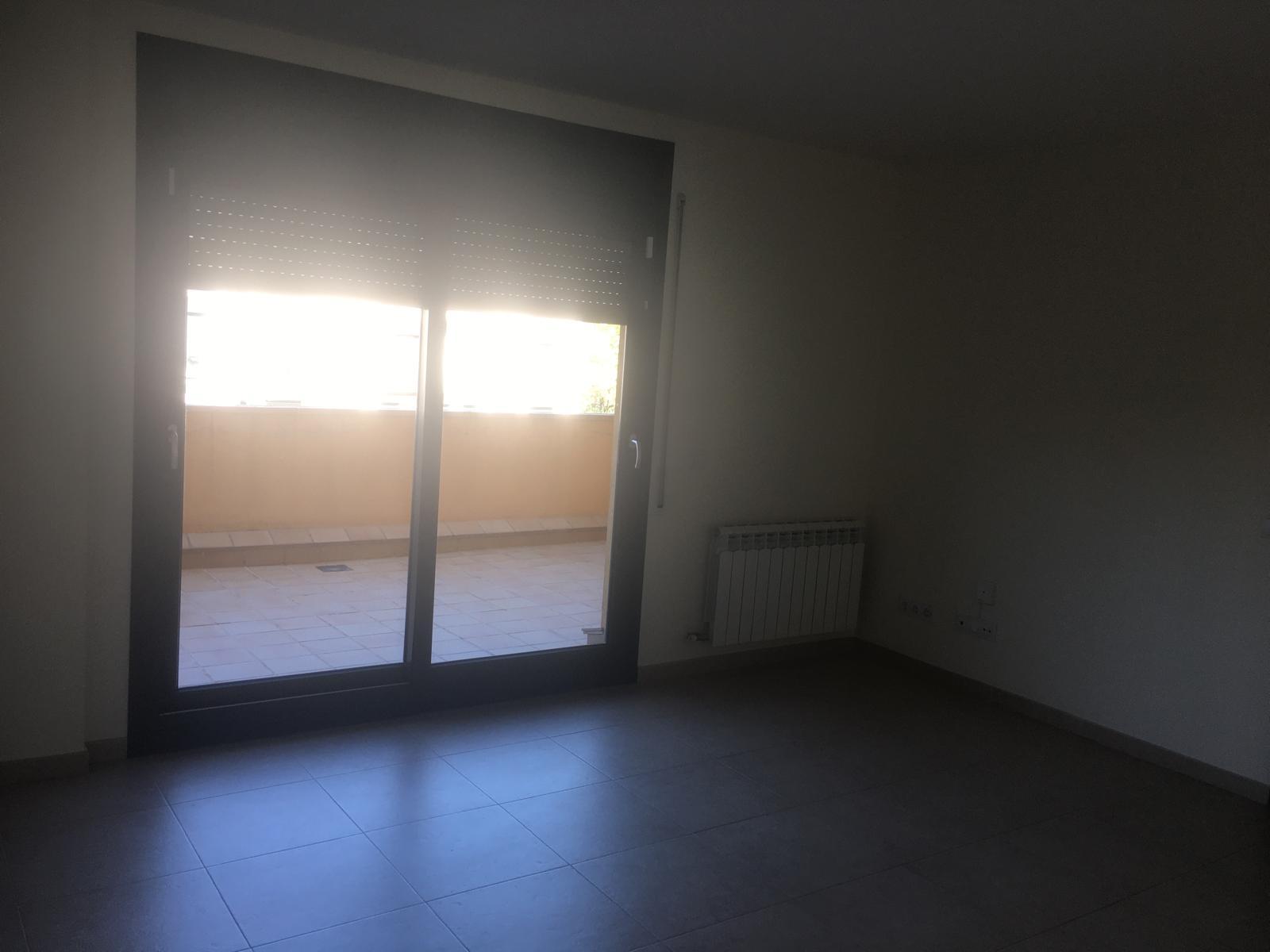 Imagen 1 Piso en alquiler en Quart / Pis de 59m2 a la població de Quart Girona