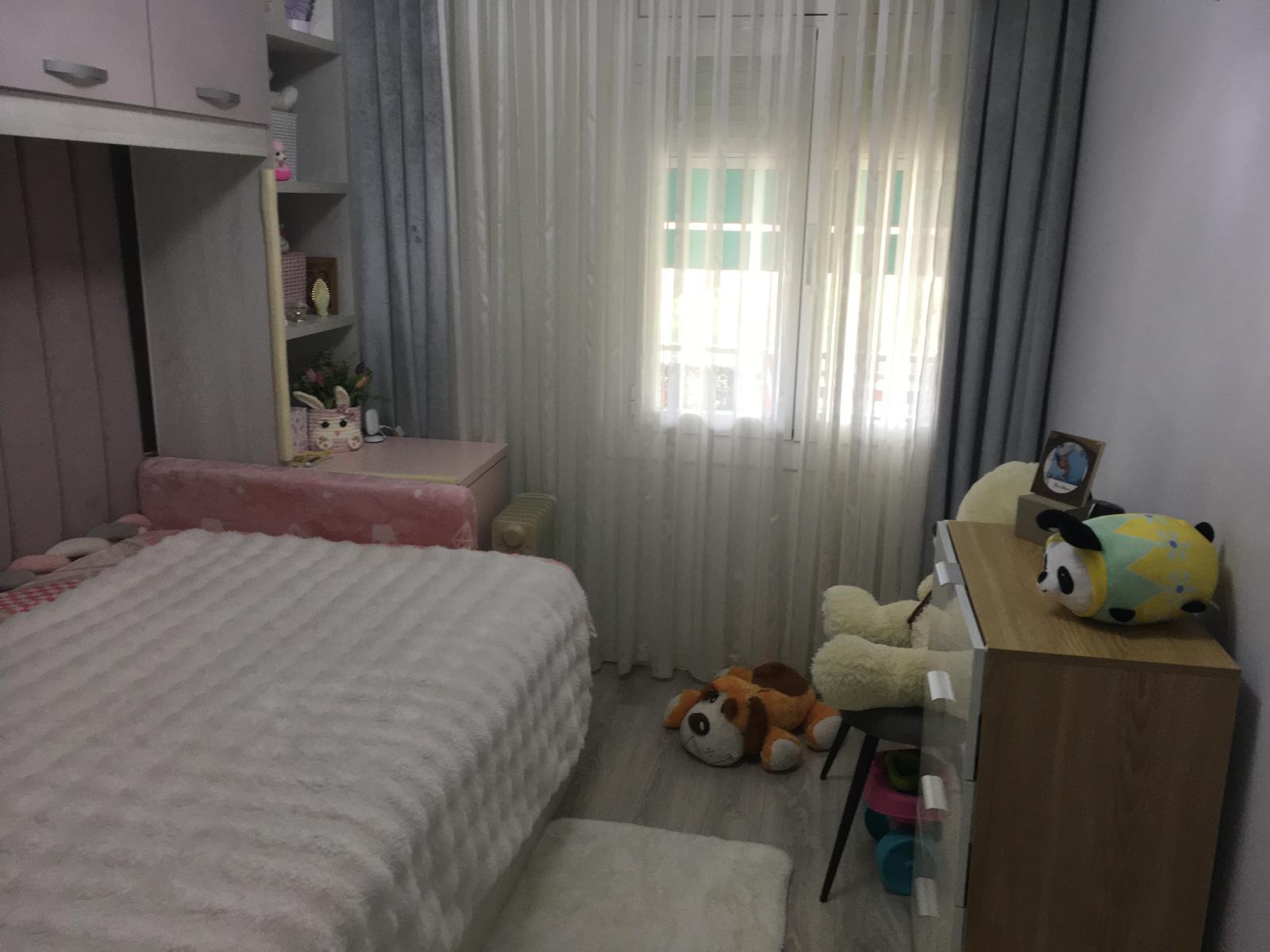 Imagen 13 Piso en venta en Salt / Fantàstic pis de 90m2 al costat de l´Eram de Salt