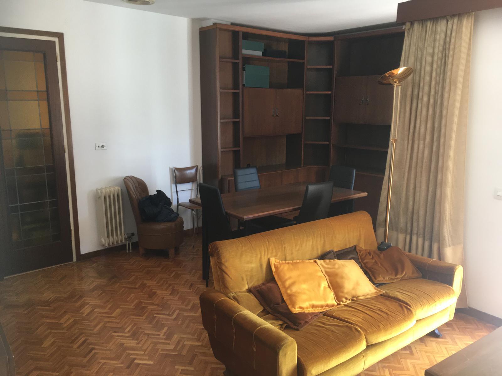 Imagen 5 Piso en alquiler en Girona / Pis de 105m2 al costat del Col.legi Mas Mitjà