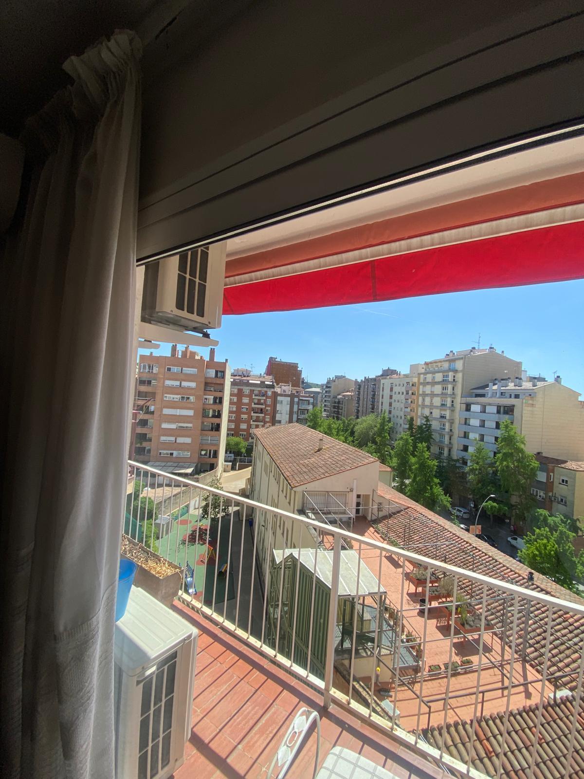 Imagen 7 Piso en venta en Girona / Pis de 106 m2 al costat del Col.legi Mas Mitjà