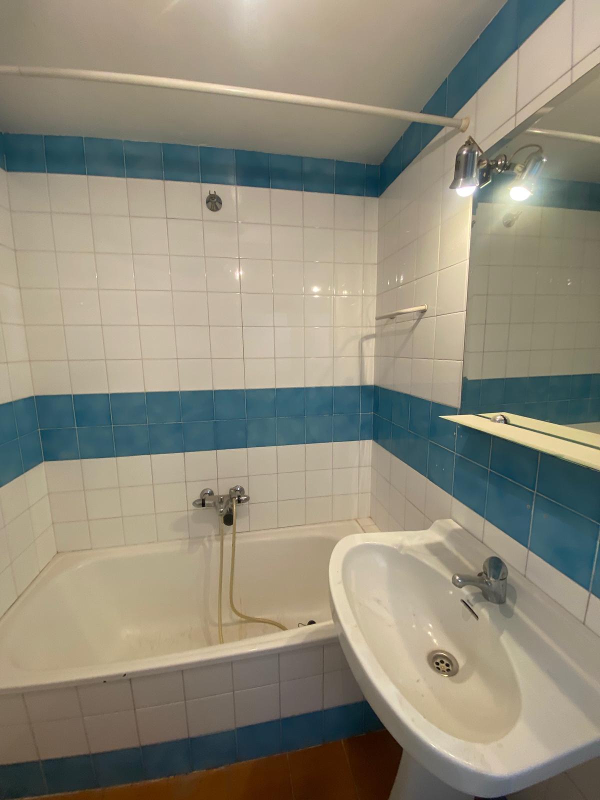 Imagen 20 Ático en venta en Girona / Àtic d´origen de 134m2 al costat del Col.legi La Salle