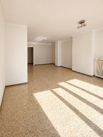 Imagen 1 Inmueble 302644 - Ático en venta en Girona / Àtic d´origen de 134m2 al costat del Col.legi La Salle