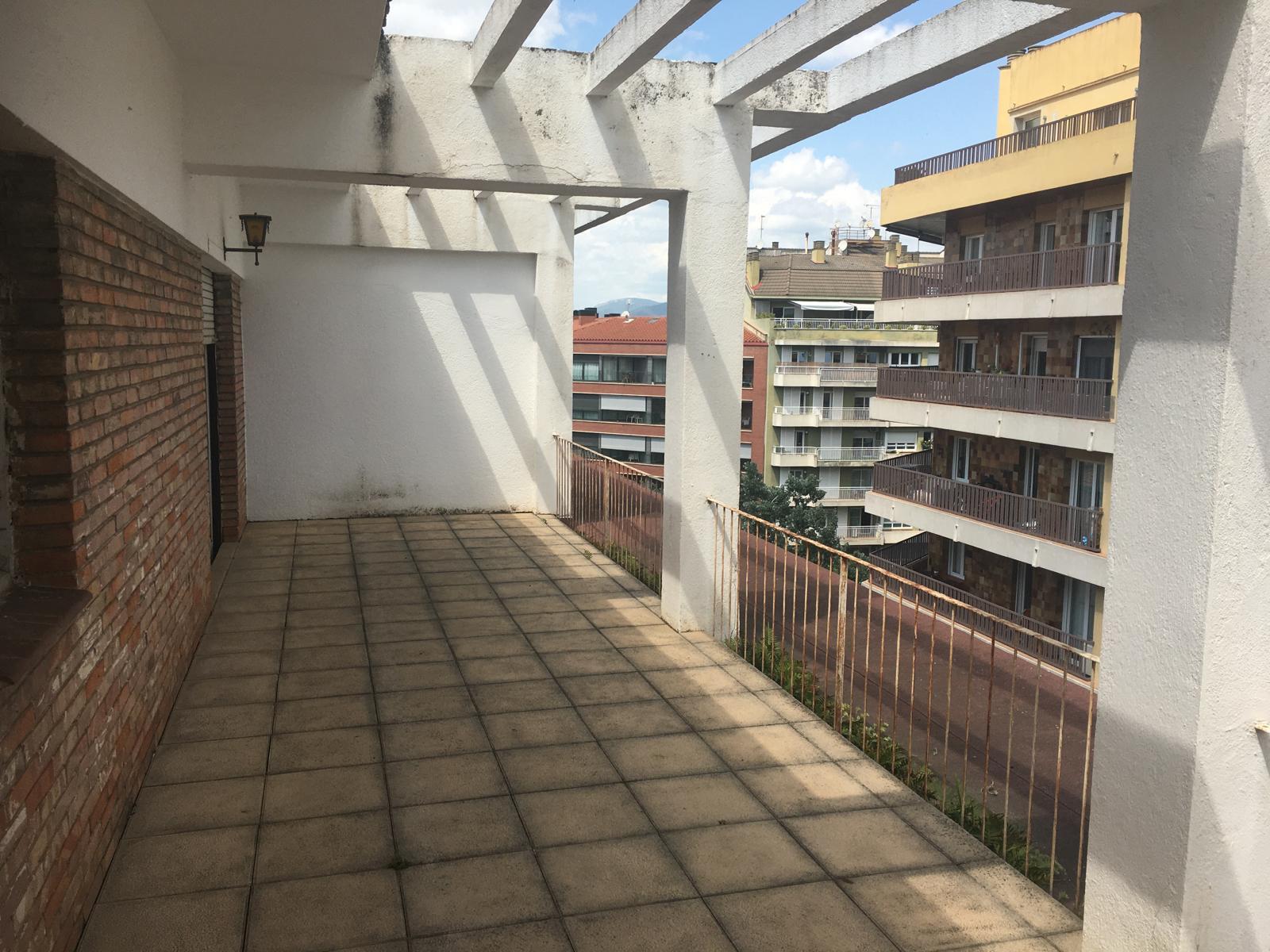 Imagen 1 Ático en venta en Girona / Àtic de 67 m2 al costat del Col.legi La Salle