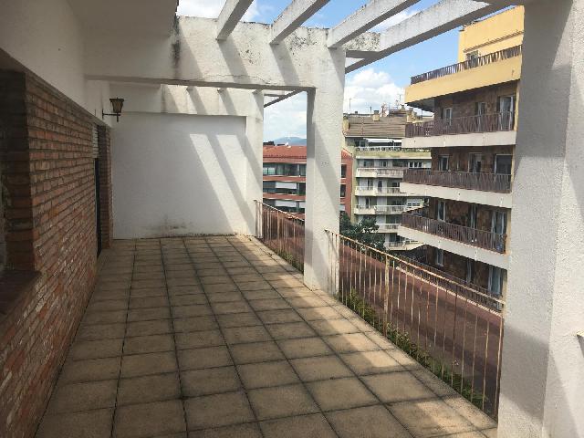 Imagen 1 Inmueble 302660 - Ático en venta en Girona / Àtic de 67 m2 al costat del Col.legi La Salle