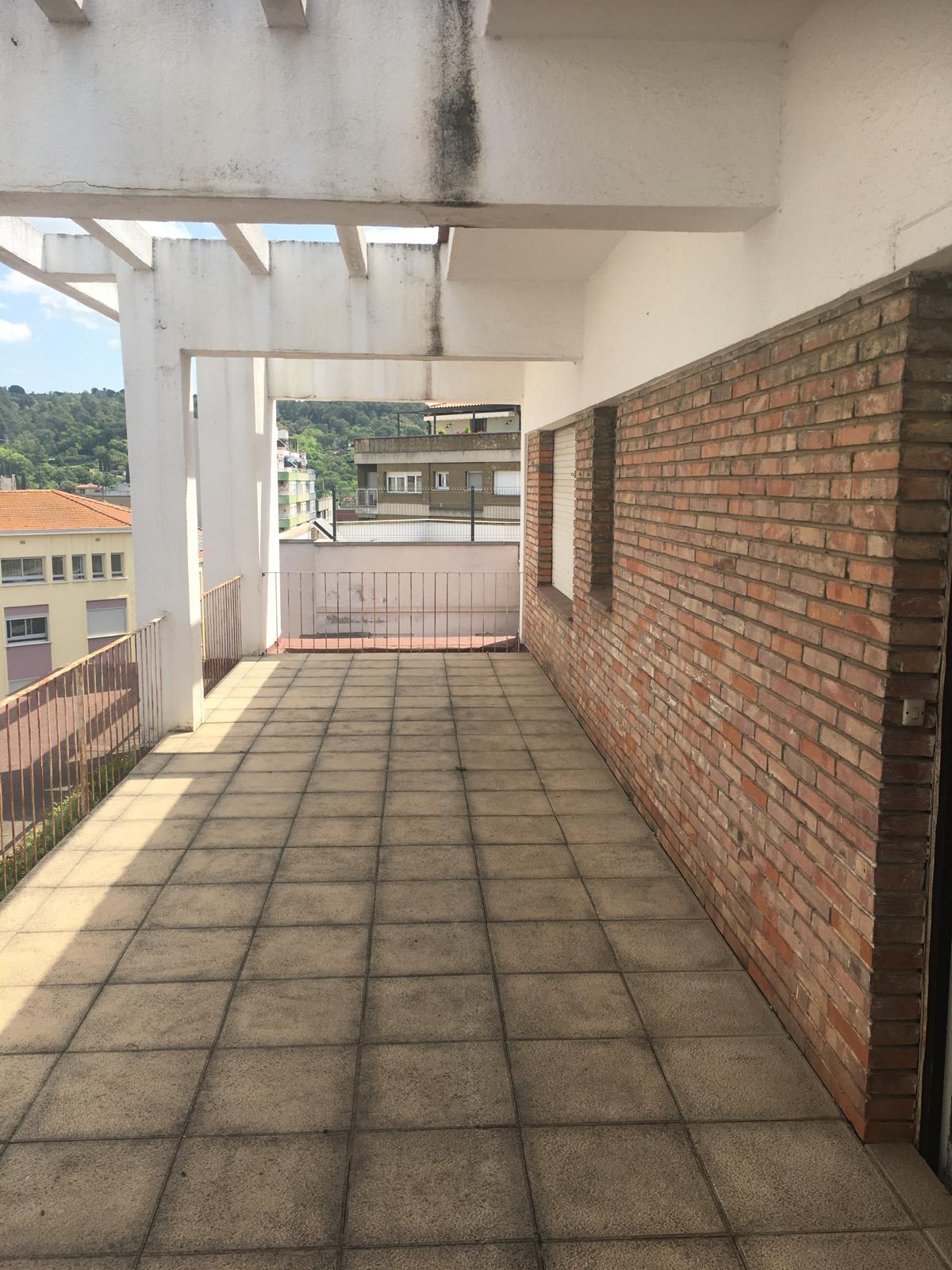 Imagen 3 Ático en venta en Girona / Àtic de 67 m2 al costat del Col.legi La Salle