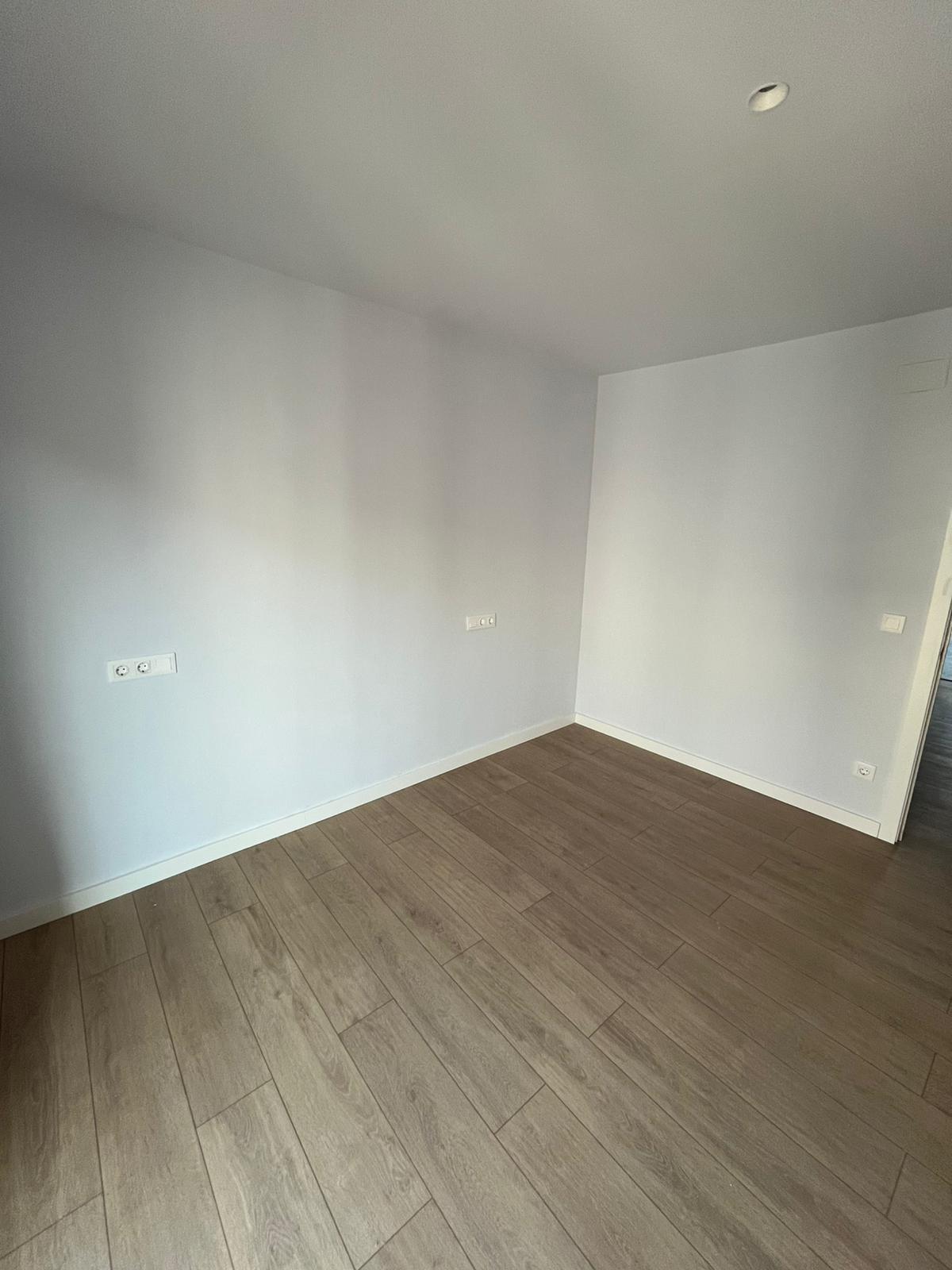 Imagen 13 Piso en venta en Girona / Pis reformat de 102m2 al costat del Geieg 
