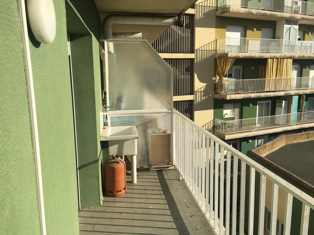 Imagen 2 Piso en alquiler en Castell-platja D´aro / Pis de 53 m2 a les Galeries Albatros de Platja d´Aro