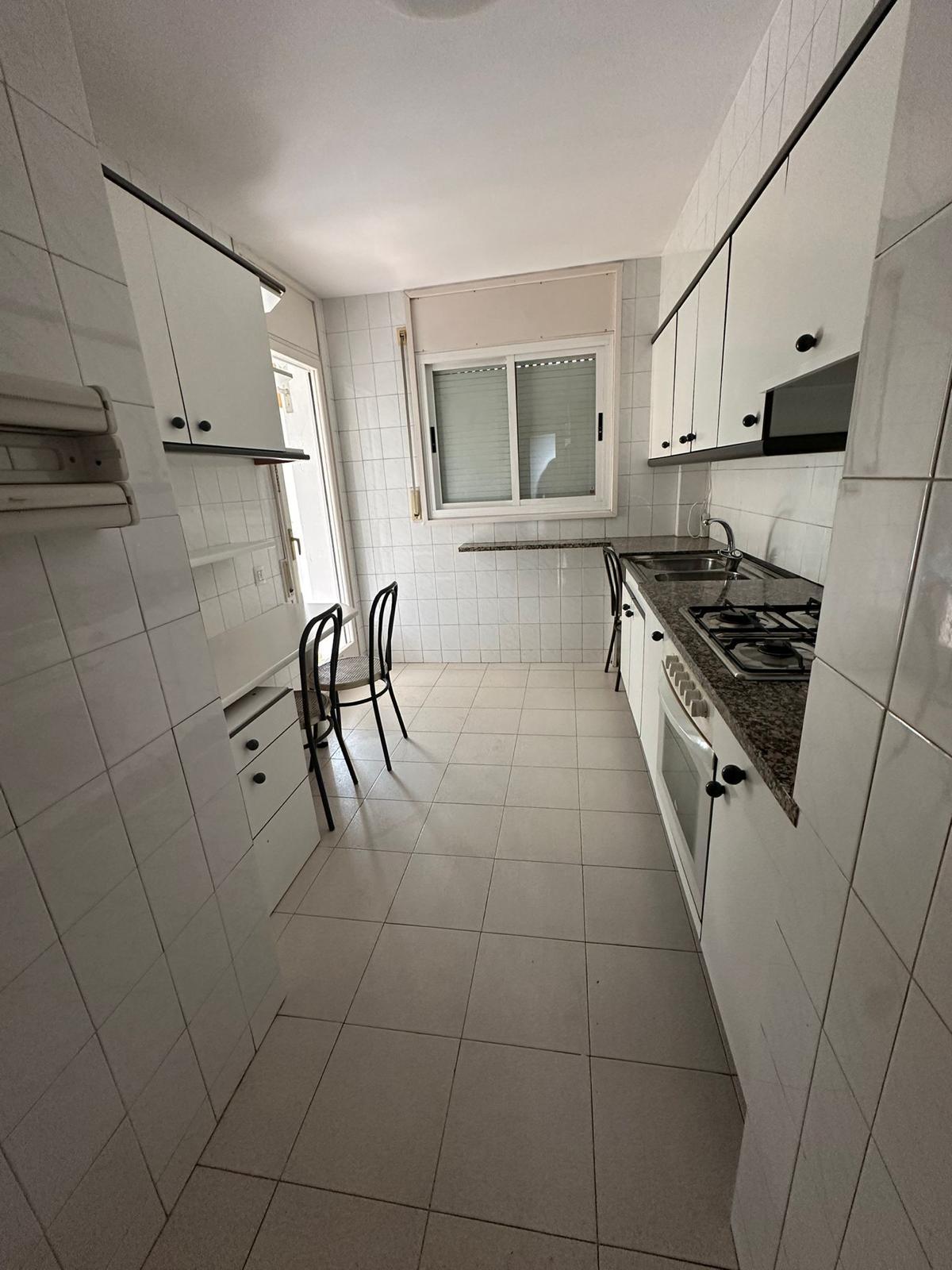 Imagen 7 Piso en alquiler en Girona / Pis de 108 m²  al costat del Col-legi Masmitjà.