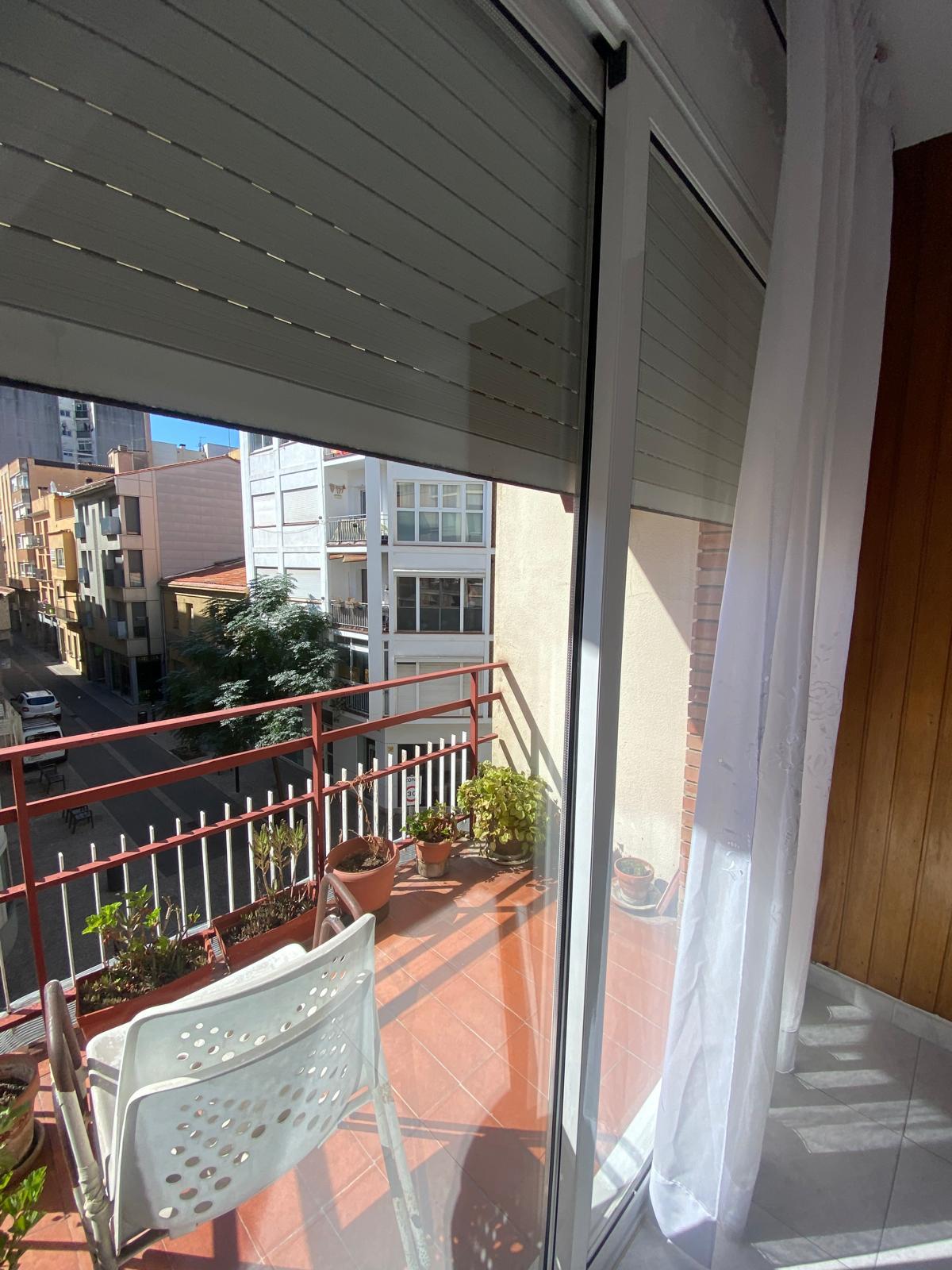Imagen 2 Piso en alquiler en Girona / Pis de 92 m2 al costat de La Salle