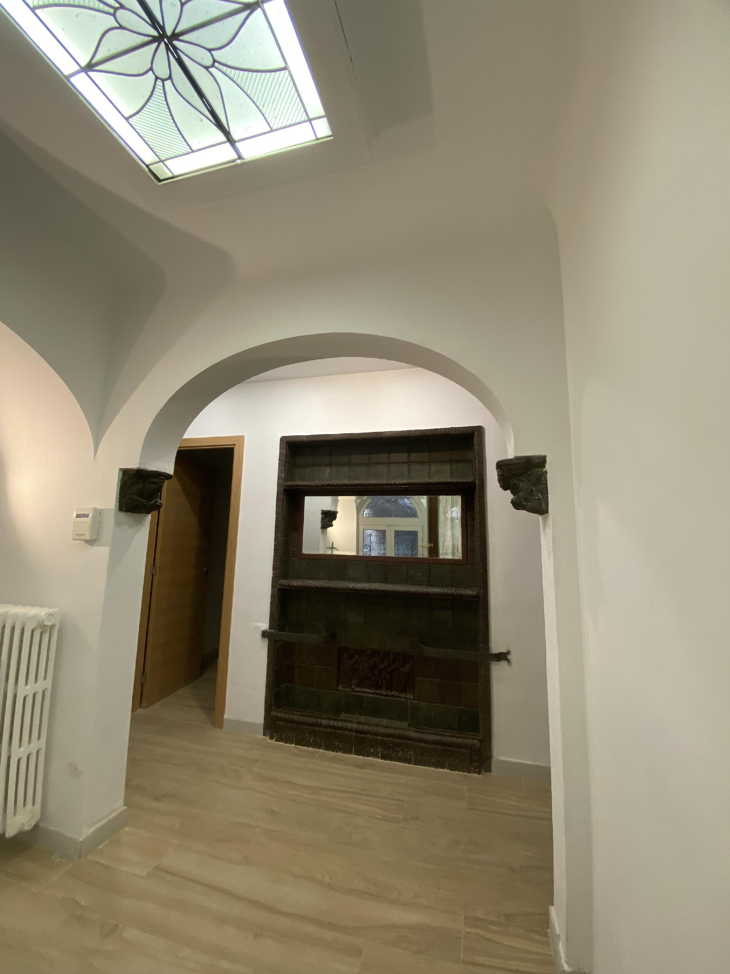 Imagen 4 Piso en alquiler en Girona / Pis reformat de 154m2 al costat del Parc de Vistalegre