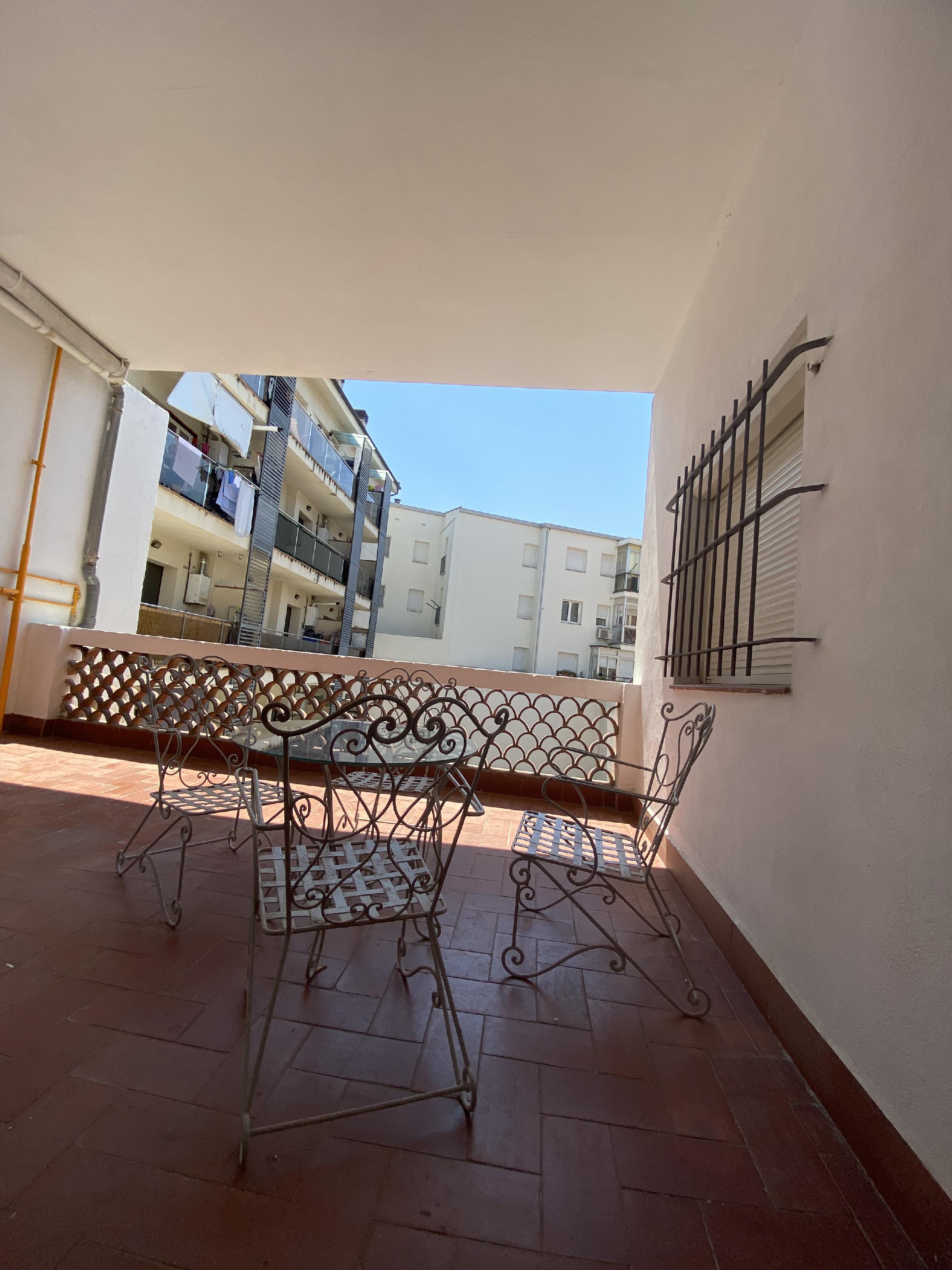 Imagen 5 Piso en alquiler en Girona / Pis reformat de 154m2 al costat del Parc de Vistalegre