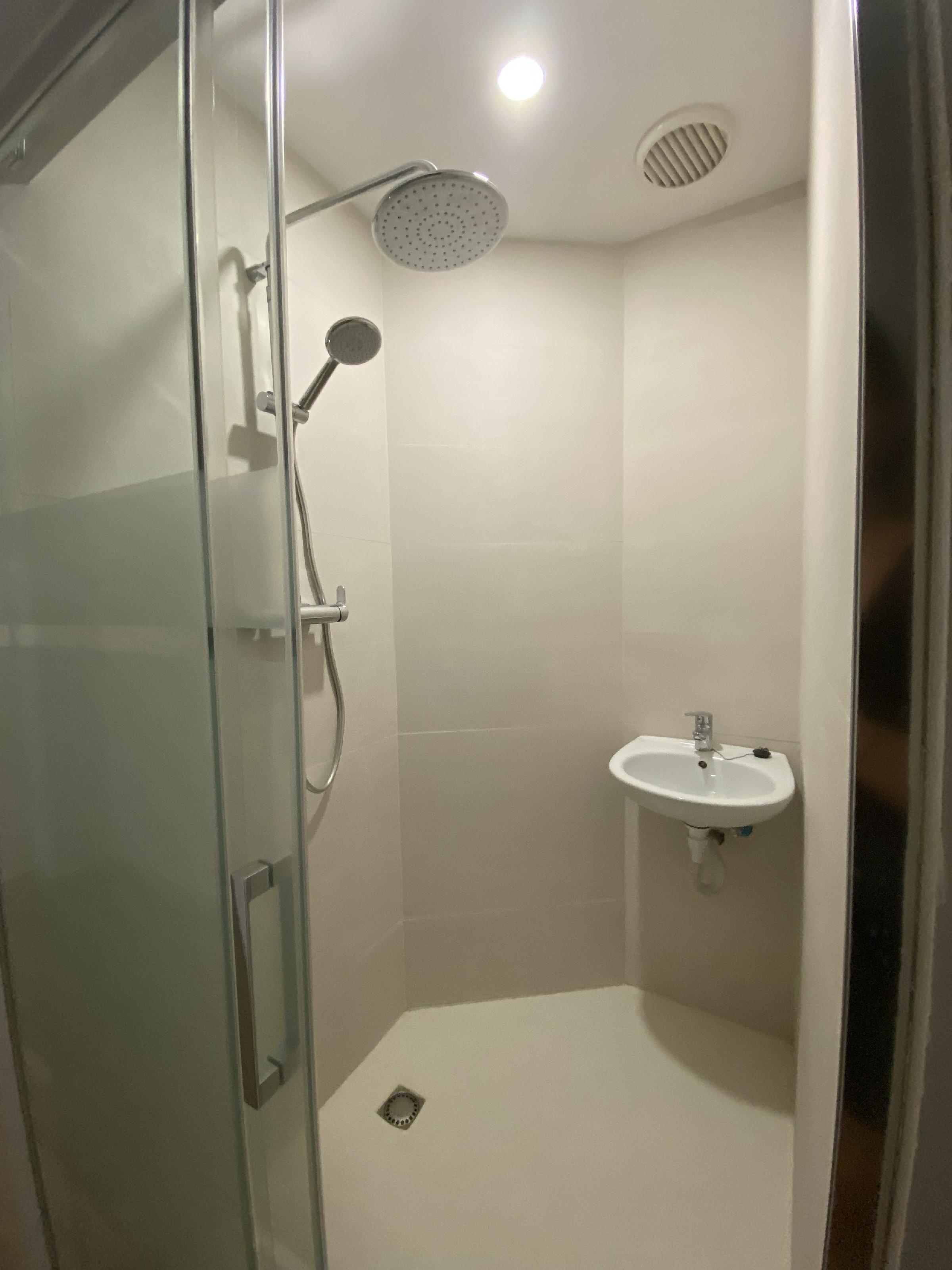 Imagen 20 Piso en alquiler en Girona / Pis reformat de 154m2 al costat del Parc de Vistalegre