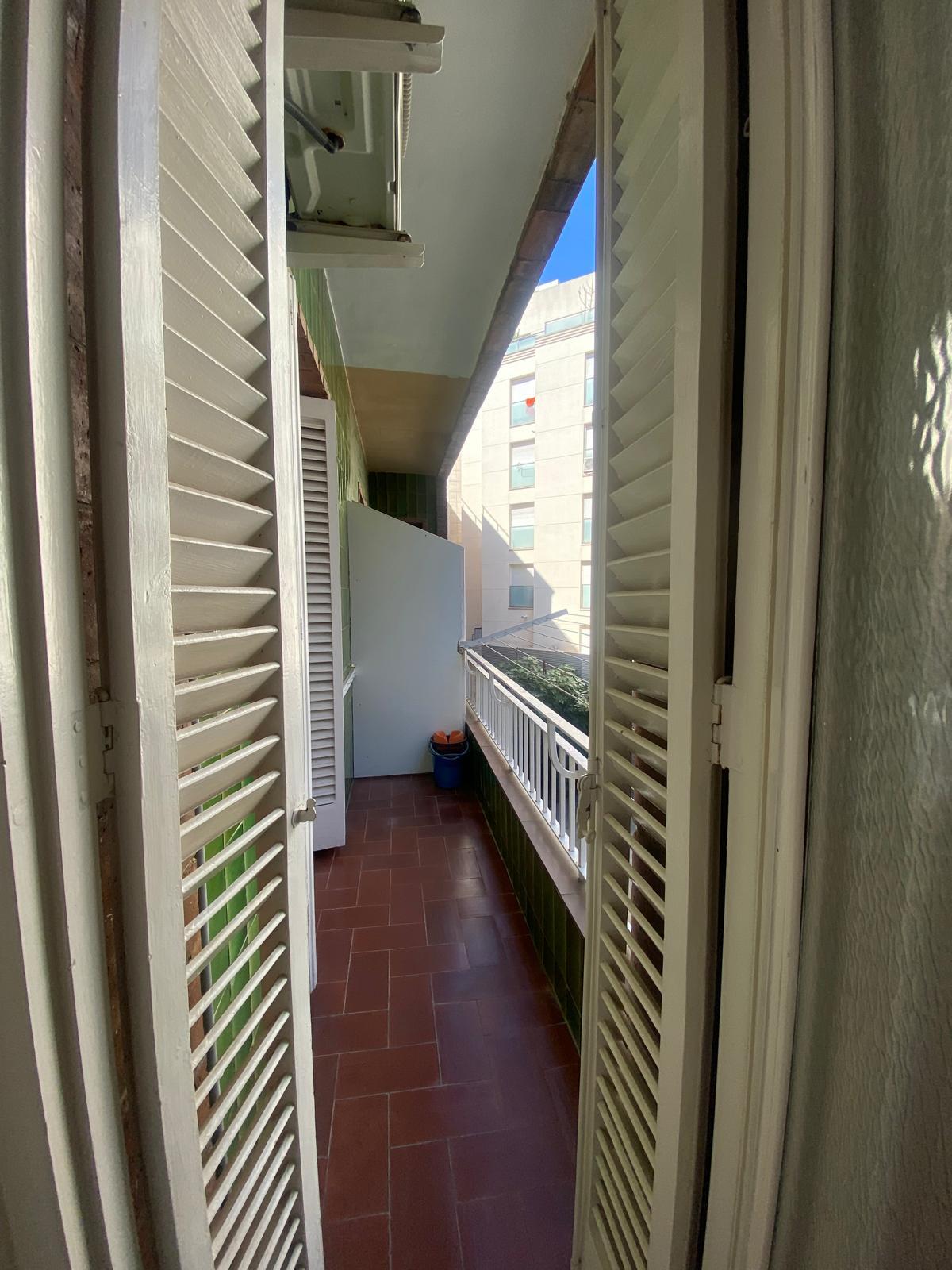 Imagen 2 Piso en alquiler en Girona / Pis de 91m2 al costat de l´estacio de tren i bus