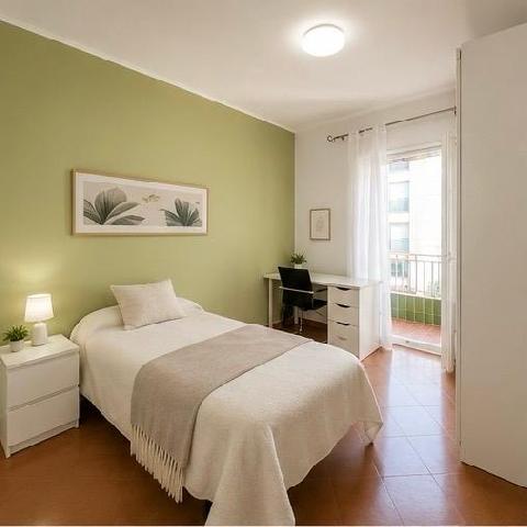 Imagen 7 Inmueble 304598 - Piso en venta en Girona / Pis de 91m2 al costat de l´estacio de tren i bus