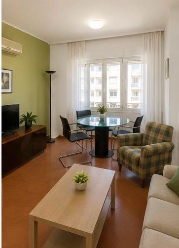 Imagen 1 Piso en venta en Girona / Pis de 91m2 al costat de l´estacio de tren i bus