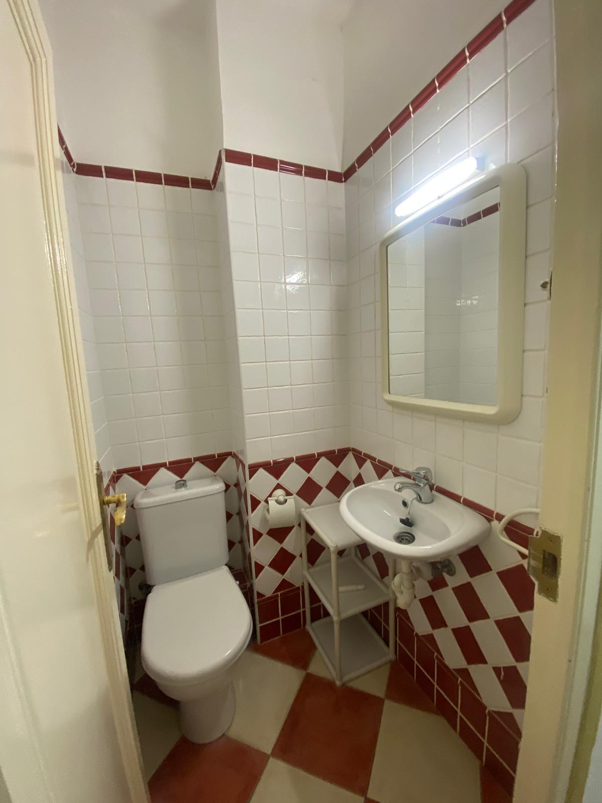 Imagen 13 Piso en venta en Girona / Pis de 91m2 al costat de l´estacio de tren i bus